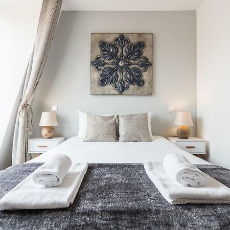 Rossio Penthouse Three-Bedroom Apartment W/ River View And Parking - By Lu Holidays Lisboa Eksteriør bilde